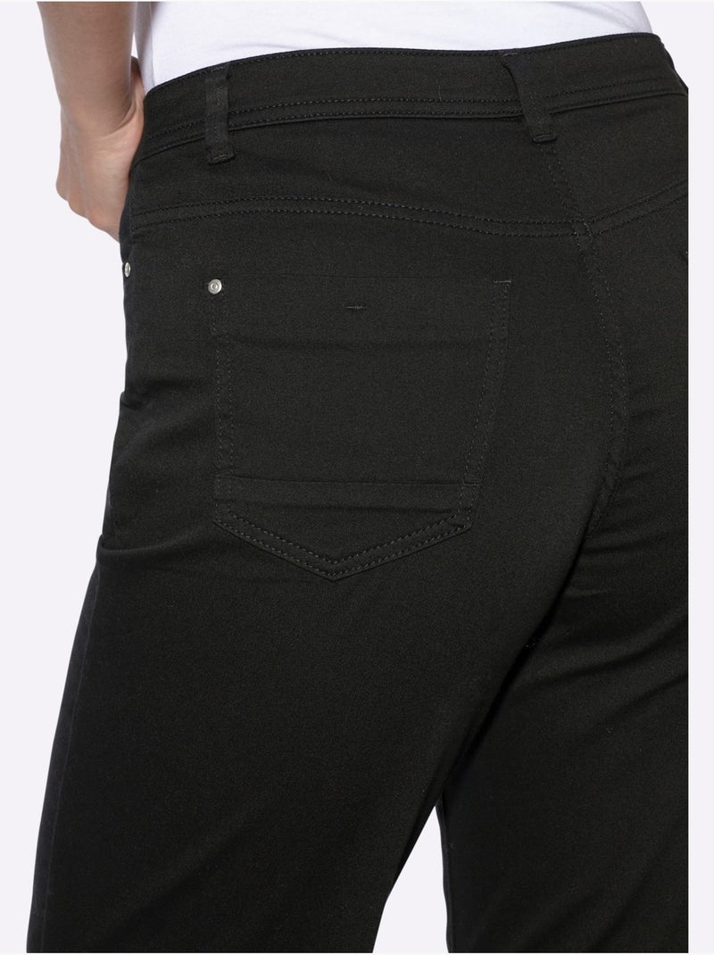 Short Finition Des Jambes Avec Revers - Taille Standard - Helline Noir - Kiabi