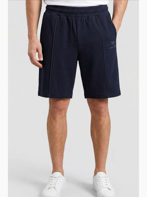 Short homme à taille mi-haute et jambe large tommy - Kiabi Short homme à taille mi-haute et jambe large tommy - Kiabi