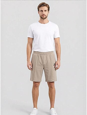 Short homme à taille mi-haute et jambe large tommy