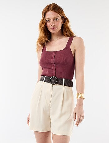 Short léger + ceinture à boucle