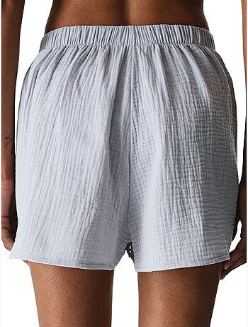 Short lessi trim penti