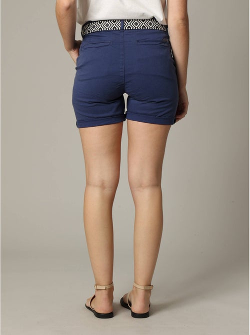 Short mi-long avec ceinture ethnique à motifs et bas à revers 'Deeluxe' - Kiabi Short mi-long avec ceinture ethnique à motifs et bas à revers 'Deeluxe' - Kiabi