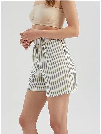 Short rayé taille haute élastique