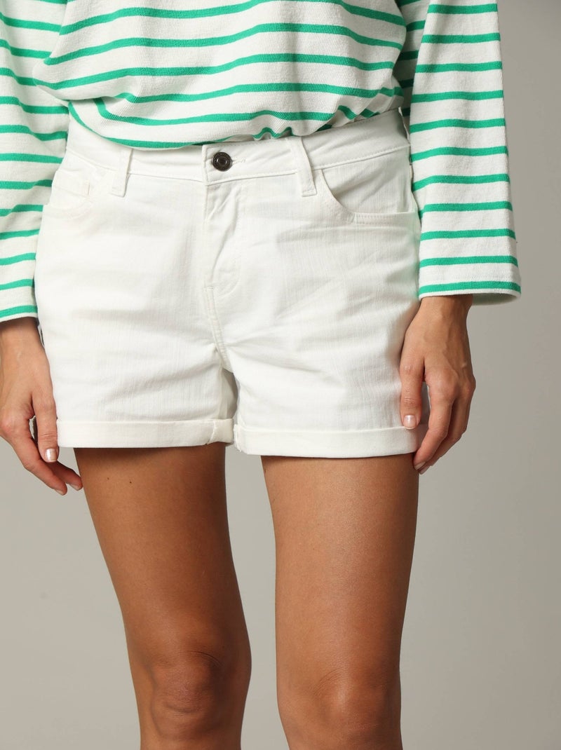 Short slim uni 'Deeluxe' Blanc - Kiabi