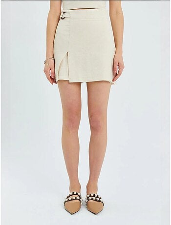 Short taille haute à ceinture et fente sur le devant mixray