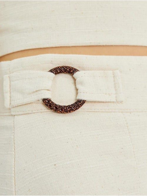 Short taille haute à ceinture et fente sur le devant mixray - Kiabi Short taille haute à ceinture et fente sur le devant mixray - Kiabi