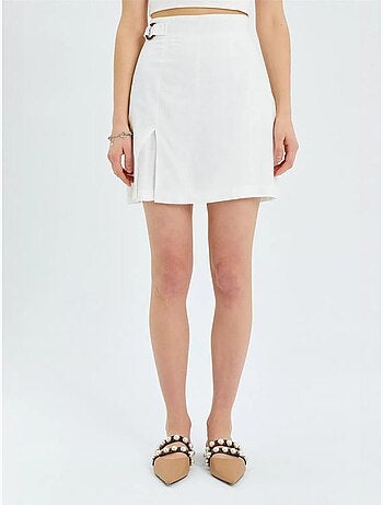 Short taille haute à ceinture et fente sur le devant mixray