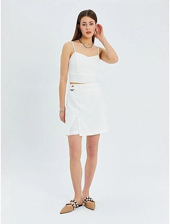 Short taille haute à ceinture et fente sur le devant mixray