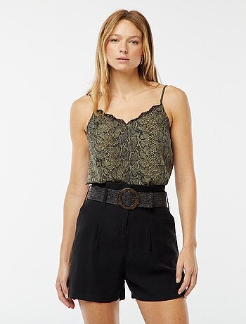 Short taille haute avec ceinture