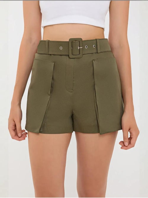 Short taille haute en coton avec poche et ceinture - Kiabi Short taille haute en coton avec poche et ceinture - Kiabi