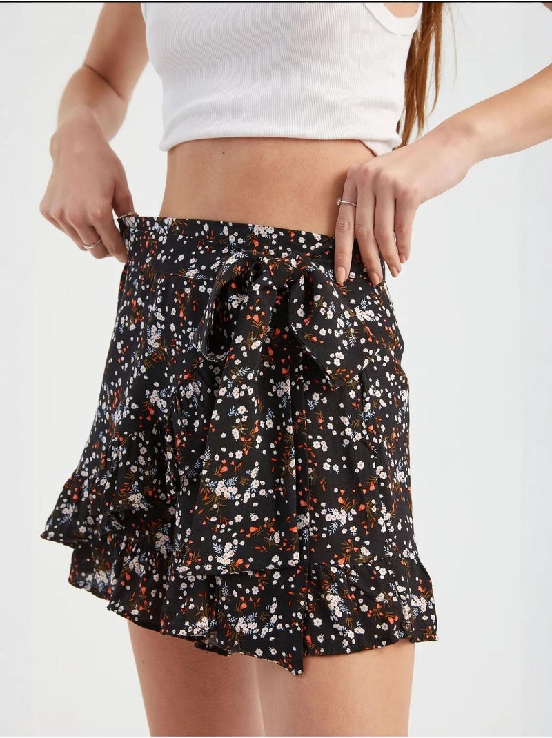Short taille haute fleuri avec ceinture Noir - Kiabi