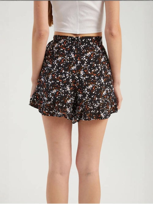 Short taille haute fleuri avec ceinture - Kiabi Short taille haute fleuri avec ceinture - Kiabi