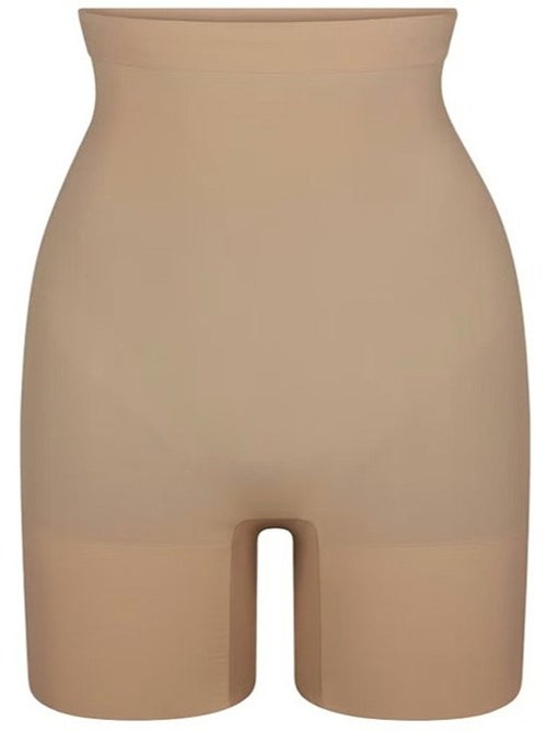 Short taille haute mi-cuisse hiccup - Kiabi Short taille haute mi-cuisse hiccup - Kiabi