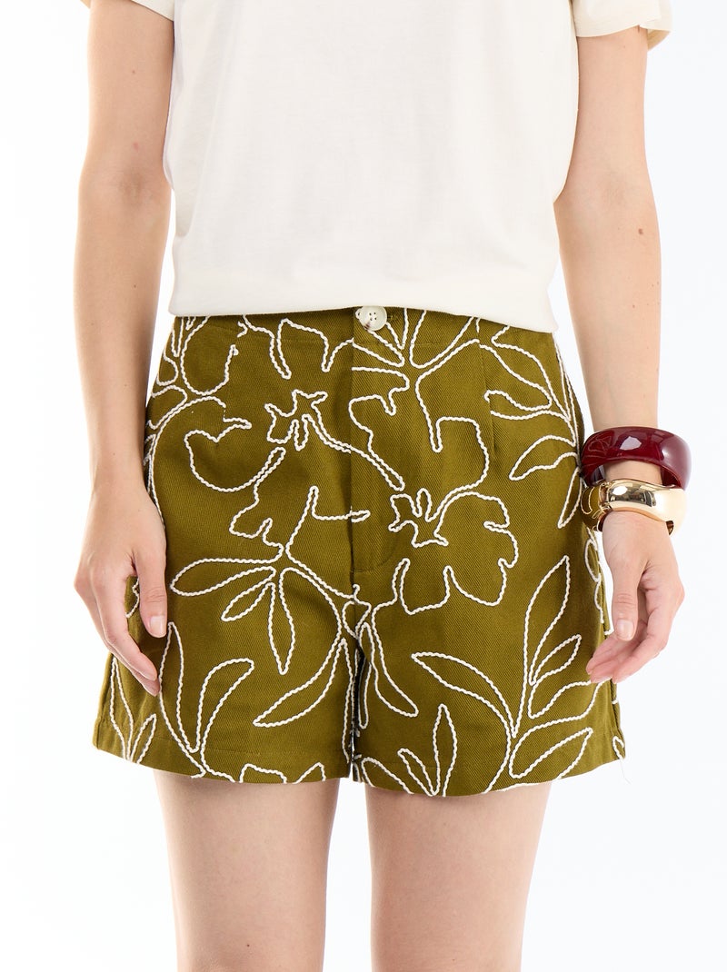 Short taille standard avec broderies Vert - Kiabi