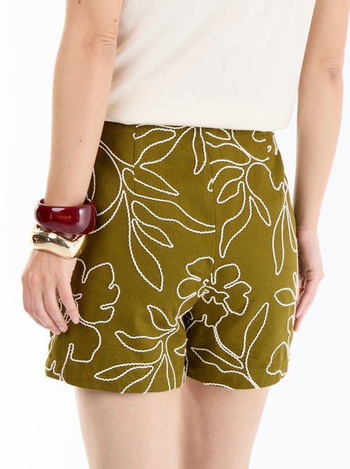 Short taille standard avec broderies - Kiabi