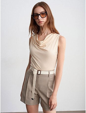 Short tailleur à taille haute et ceinture dilvin
