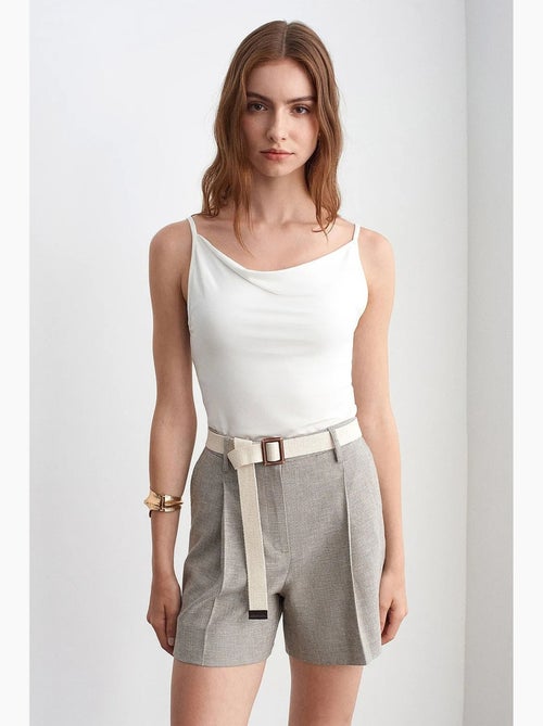 Short tailleur à taille haute et ceinture dilvin - Kiabi