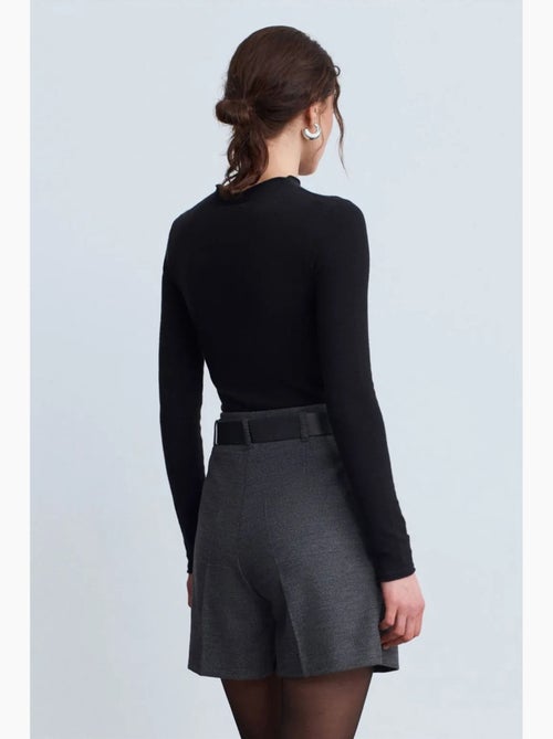 Short tailleur à taille haute et ceinture dilvin - Kiabi Short tailleur à taille haute et ceinture dilvin - Kiabi