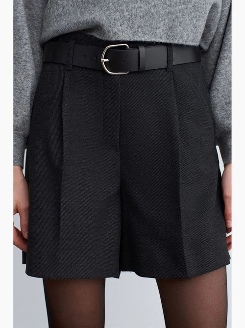 Short tailleur à taille haute et ceinture dilvin - Kiabi Short tailleur à taille haute et ceinture dilvin - Kiabi