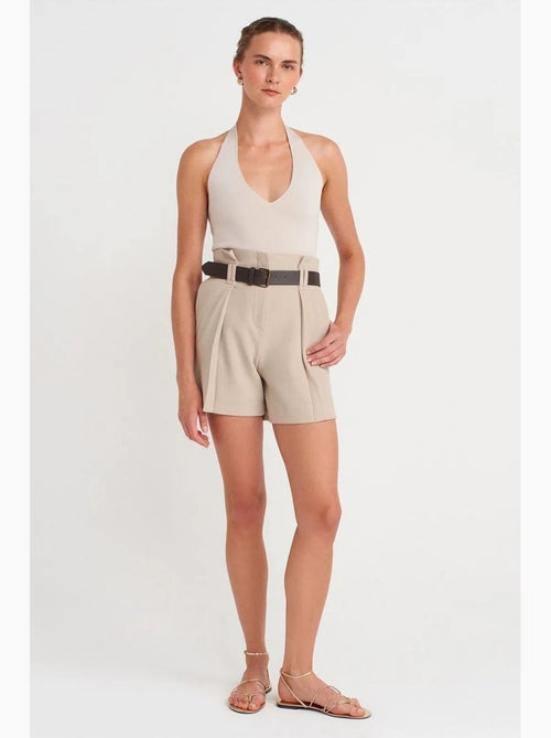 Short tailleur en crêpe avec ceinture dilvin - Kiabi Short tailleur en crêpe avec ceinture dilvin - Kiabi