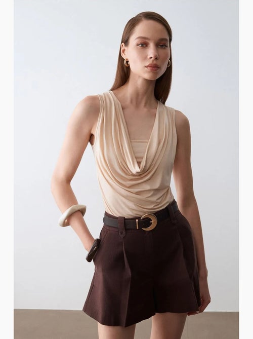 Short tailleur en popeline de coton à taille haute et ceinture dilvin - Kiabi Short tailleur en popeline de coton à taille haute et ceinture dilvin - Kiabi