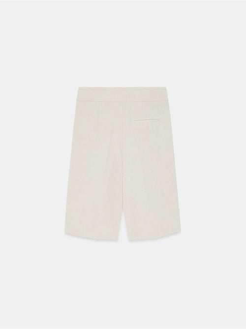 Short tailleur taille haute à jambe large dilvin - Kiabi Short tailleur taille haute à jambe large dilvin - Kiabi