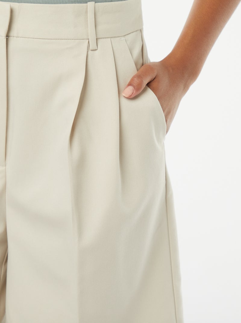 Short uni à taille haute Gris - Kiabi
