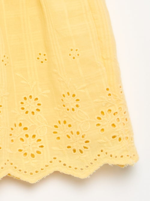 Short uni avec broderies anglaises - Kiabi Short uni avec broderies anglaises - Kiabi