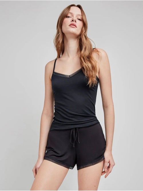 Short uni et ajustable en modal avec détails en dentelle - Kiabi Short uni et ajustable en modal avec détails en dentelle - Kiabi