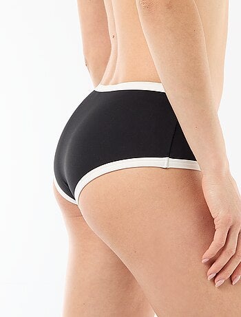 Shorty de bain avec bords contrastés