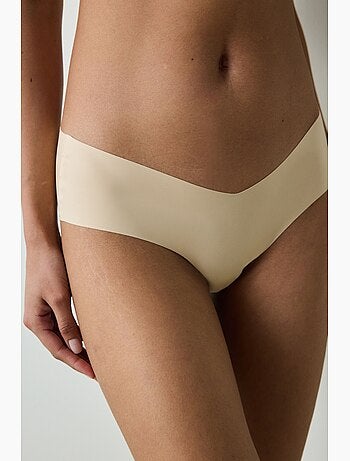 Shorty invisible découpe laser forme v penti