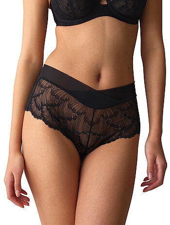 Shorty love in lace