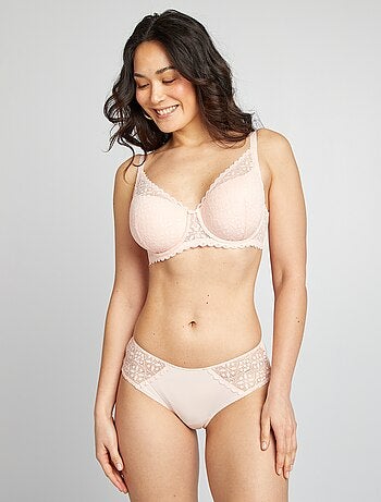 Shorty micro et dentelle