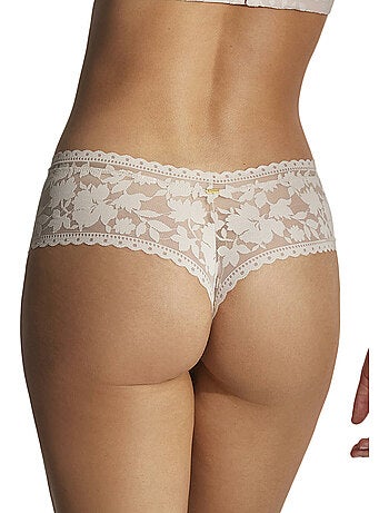 Shorty-string gabrielle