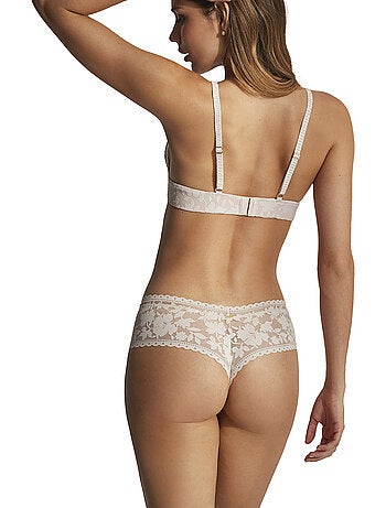 Shorty-string gabrielle