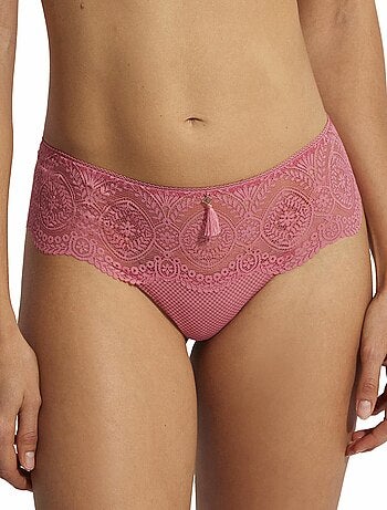 Shorty string Matilda