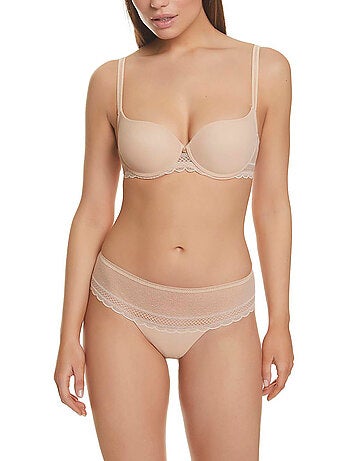 Shorty string mia