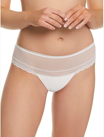 Shorty string mia
