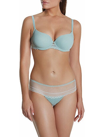 Shorty string mia