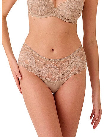 Shorty string renatta