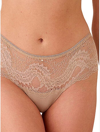 Shorty string renatta