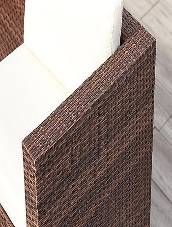 Silang marron/blanc : salon de jardin en résine tressée 4 personnes avec coffre intégré