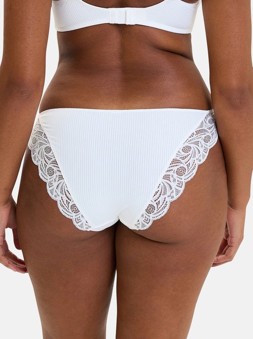 Slip Ariane Essential Sans Complexe - Kiabi Slip Ariane Essential Sans Complexe - Kiabi