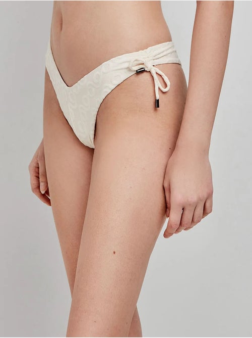 Slip de bikini brésilien avec coupe en v - Kiabi Slip de bikini brésilien avec coupe en v - Kiabi