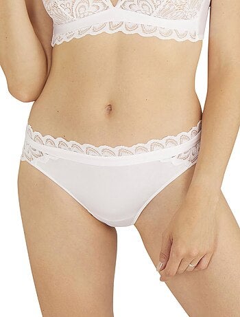 Slip DENTELLE AUDACIEUSE