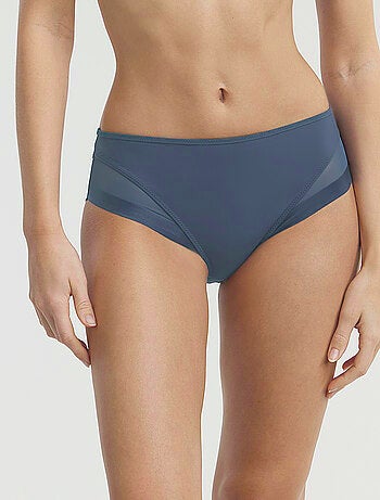 Slip Microfibre Generous