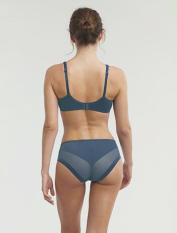 Slip Microfibre Generous