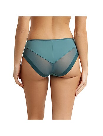 Slip Microfibre Generous