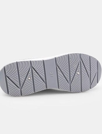 Slip on confortables BATA