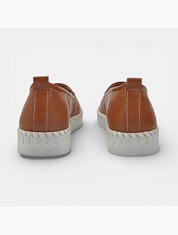 Slip-on en cuir Bata